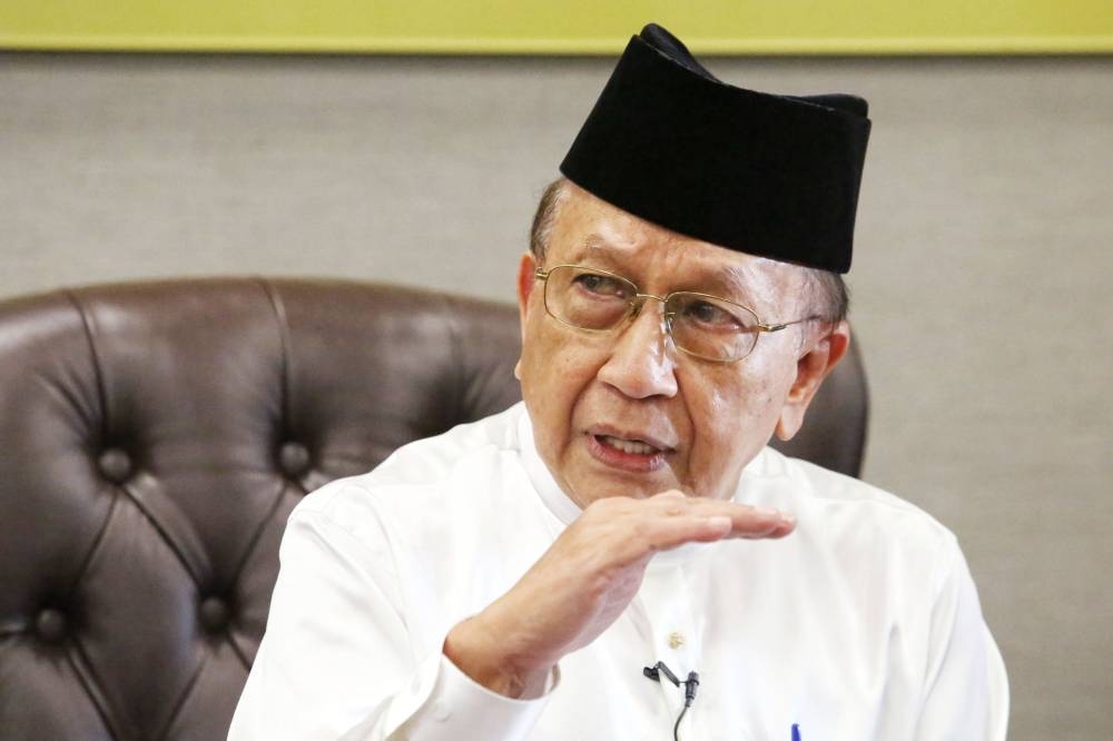 Dewan Negara president Tan Sri Rais Yatim said he was informed by Prime Minister Datuk Seri Ismail Sabri Yaakob that it was important to hold a special sitting before the Senate begins its meeting for the benefit of the public. ― File picture by Choo Choy May