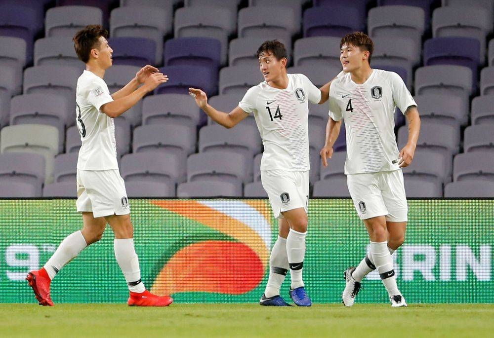 South Korea centre-back Kim Min-jae has reportedly signed with Napoli for around €20 million. ― Reuters pic