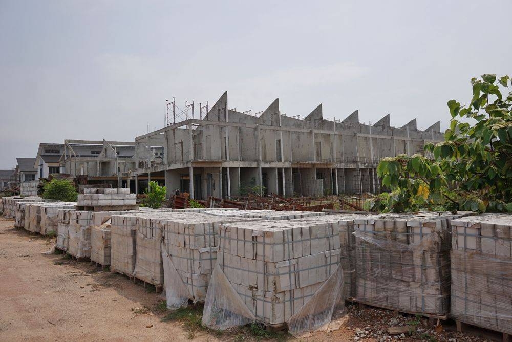 A general view of an abandoned PR1MA housing project in Bandar Ekar April 9, 2019. — Picture by Ahmad Zamzahuri