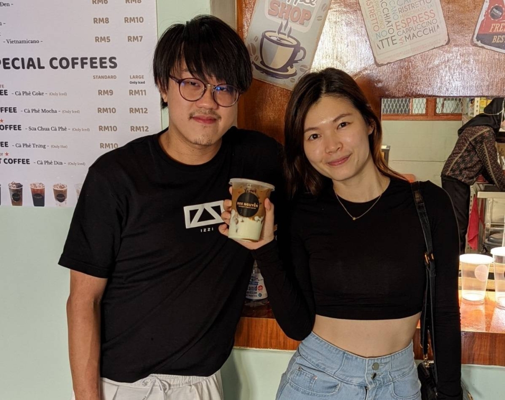 Radius Khorr (left) started the business from a car boot sale before evolving it into a brand with 40 outlets nationwide. — Picture courtesy of ShopeeFood