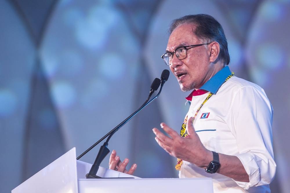 PKR president Datuk Seri Anwar Ibrahim speech during the 16th PKR Congress in Ideal Convention Centre (IDCC) in Shah Alam July 17, 2022. — Picture by Hari Anggara