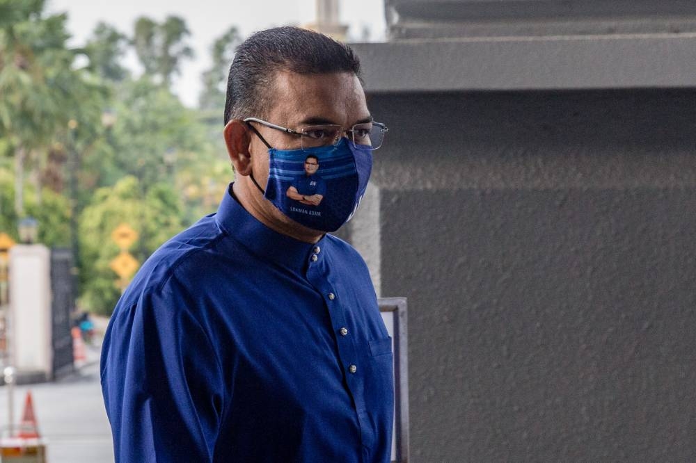 Datuk Lokman Noor Adam is pictured at the Kuala Lumpur High Court in Kuala Lumpur July 8, 2022. — Picture by Firdaus Latif