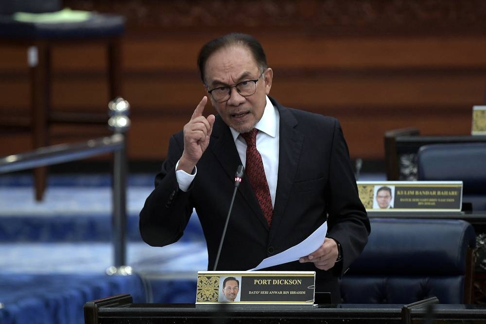 Datuk Seri Anwar Ibrahim who highlighted the LCS issue at every single Parliament sitting since September last year congratulated the PAC for ‘identifying this major fiasco’ involving the defence contract that has widespread ramifications on the Defence Ministry’s capabilities and national securities. — Bernama pic 