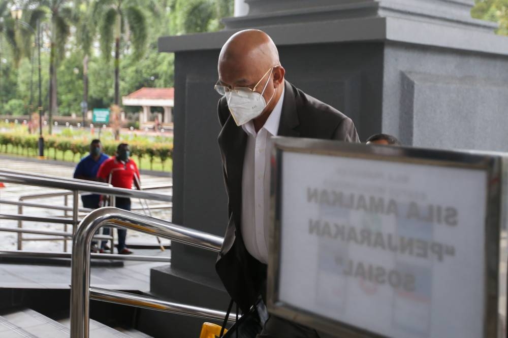 Prosecution witness Datuk Zarul Ahmad Mohd Zulkifli is pictured at Kuala Lumpur High Court, August 4,2022. — Picture by Ahmad Zamzahuri