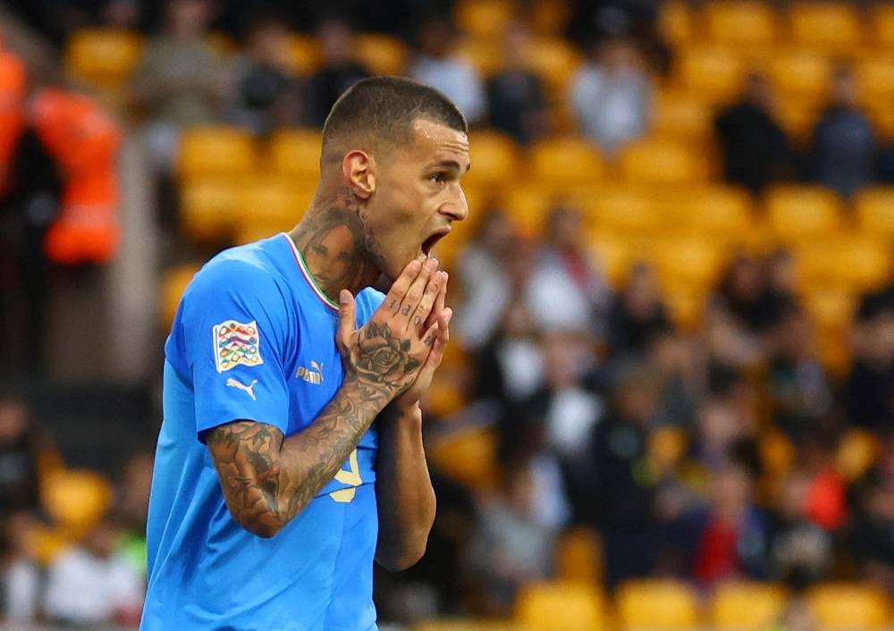 Italy international Gianluca Scamacca joined the London side last month on a five-year contract but David Moyes said Sunday’s match comes too soon for the 23-year-old. — Reuters pic 