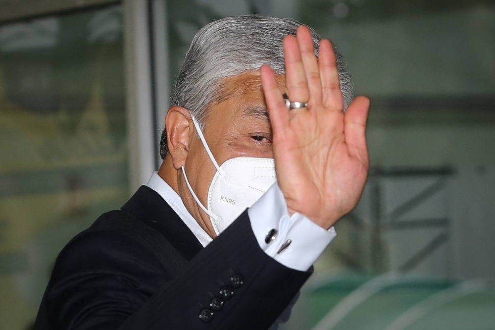 Former Deputy Prime Minister Datuk Seri Ahmad Zahid Hamidi arrives at the Shah Alam High Court July 26, 2022. — Picture by Yusof Mat Isa