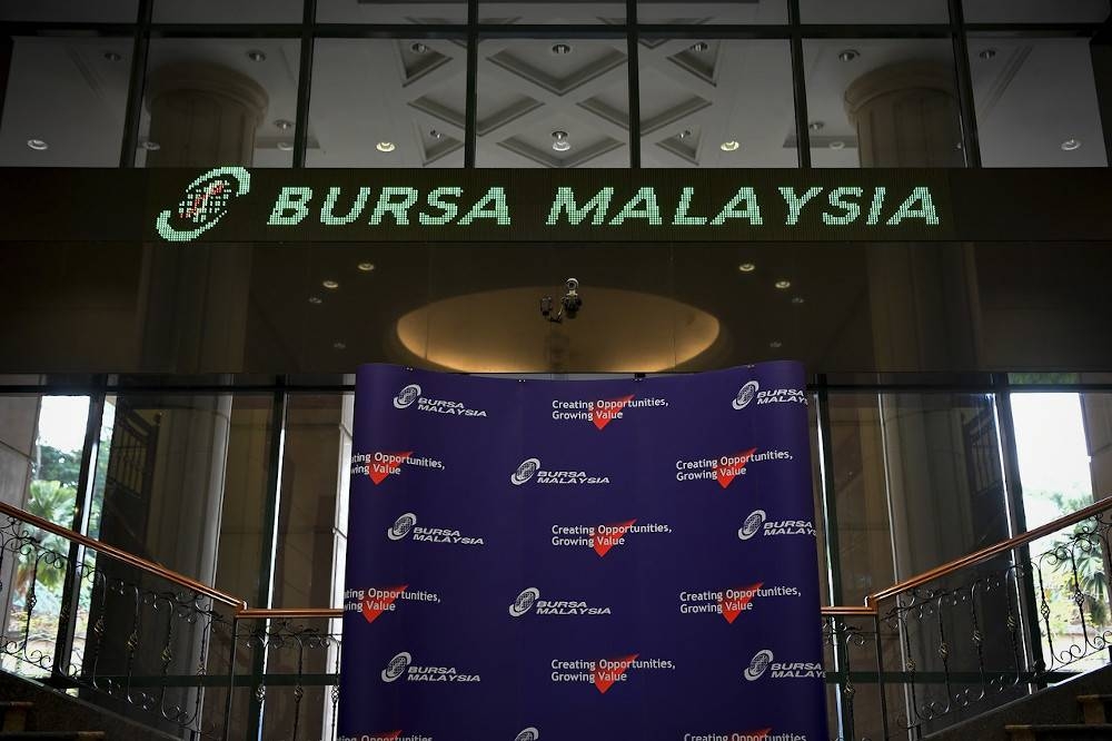 Weak sentiment drags Bursa Malaysia lower - Vimarsana News