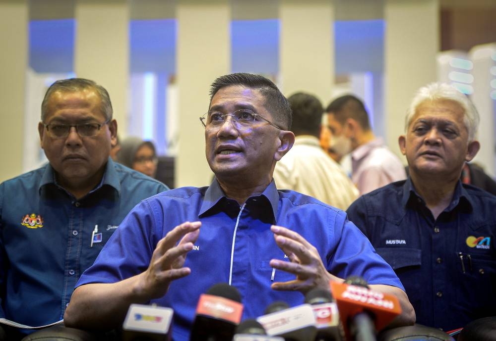 Azmin expects CPTPP ratification to be completed by year-end - Vimarsana News