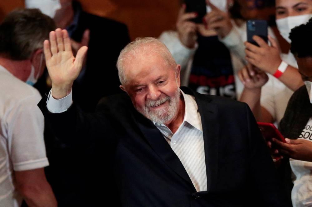 Lula's lead narrows to single-digit in Brazil race in poll - Vimarsana News
