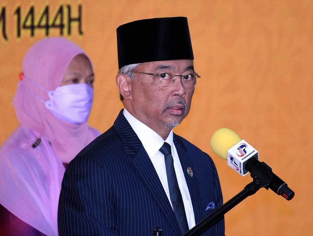 Yang di-Pertuan Agong Al-Sultan Abdullah Ri’ayatuddin Al-Mustafa Billah Shah opening the National Institute of Health (NIH) Complex in Setia Alam August 9, 2022. — Bernama pic