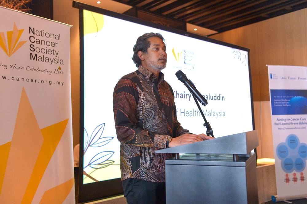 Health Minister Khairy Jamaluddin said the ministry would increase enforcement to ensure that there are no places that offer dental services without certified dentists. — Picture by Shafwan Zaidon