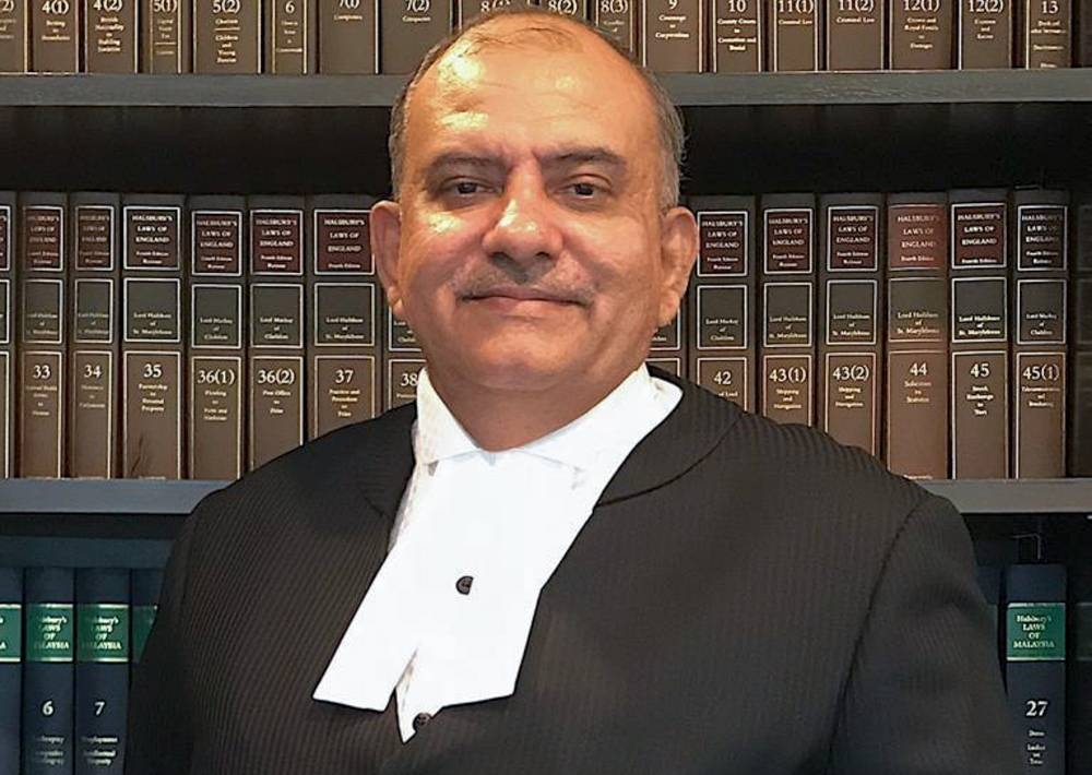 Senior criminal lawyer Datuk Baljit Singh Sidhu confirmed that there have been instances in Malaysia when lawyers discharge themselves from representing their clients in criminal cases just days before or on the day the cases are heard but said these are ‘not rampant’. — Picture courtesy of Datuk Baljit Singh Sidhu