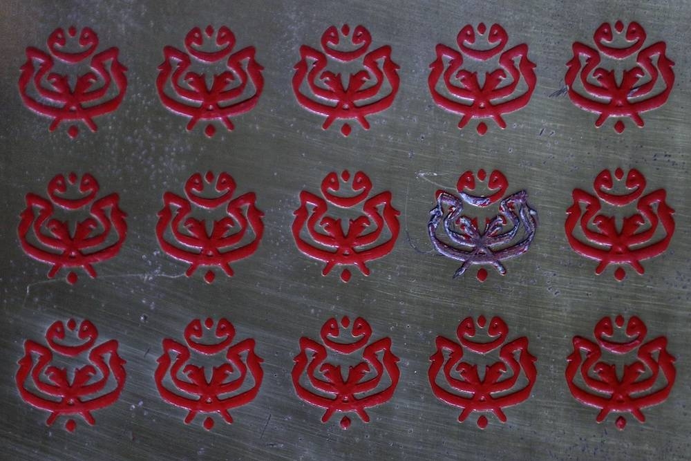 Umno is applying with the Registrar of Societies to amend its party constitution in order to delay its internal elections. — Picture by Ahmad Zamzahuri