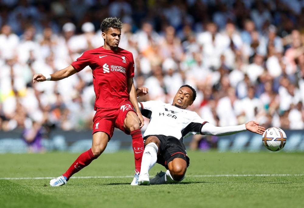 Liverpool’s Luis Diaz in action with Fulham’s Kenny Tete at Craven Cottage, London, Britain, August 6, 2022. — Action Images pic via Reuters