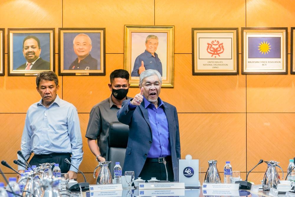 Datuk Seri Ahmad Zahid Hamidi (centre), who was also the deputy prime minister at the time, decided to go with the Gowind design from France, less than two months later, on July 11, 2011, after a recommendation by Boustead Naval Shipyard Sdn Bhd (BNS). — Picture by Hari Anggara