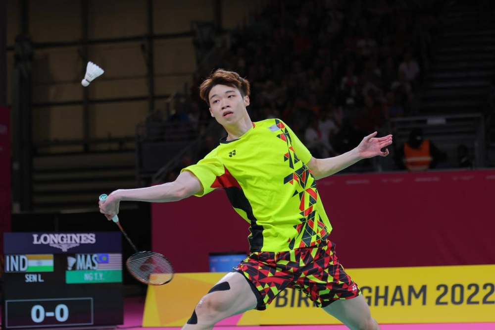 Ng went down fighting 9-21, 21-10, 19-21 to Thailand’s Sitthikom Thammasin in a one hour and 10-minute battle at the Tokyo Metropolitan Gymnasium. — Bernama pic