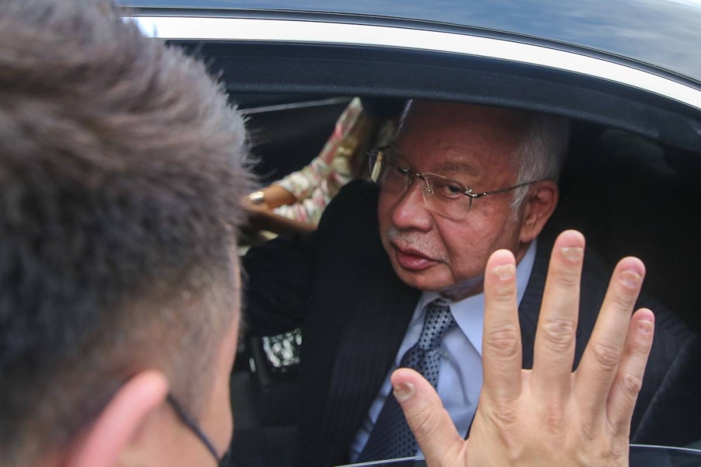 Datuk Seri Najib Razak arrives at the Federal Court in Putrajaya August 23, 2022. — Picture by Yusof Mat Isa