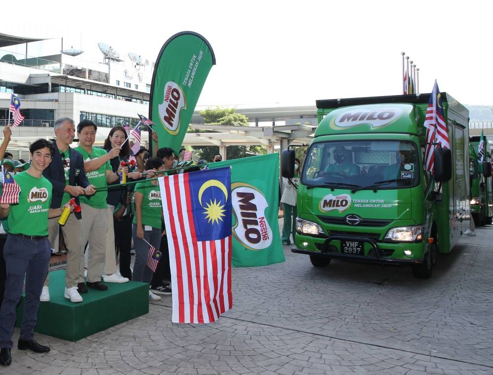 Milo trucks will be serving free beverages throughout the #MalaysiaBolehBersamaMILO campaign. — Picture courtesy of Milo