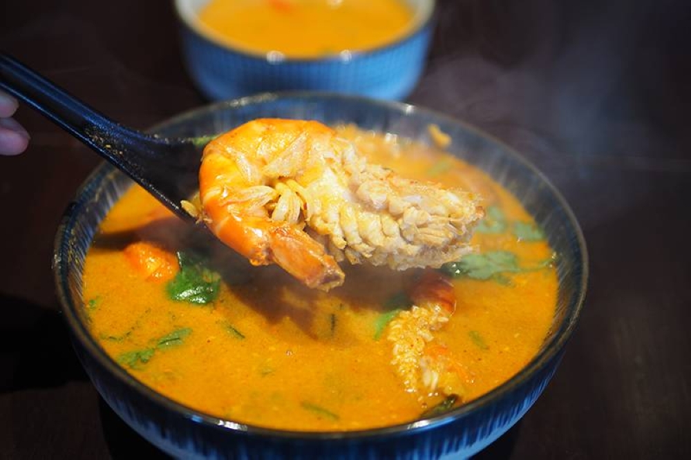 The 'tom yum goong' has a milder taste with creamy undertones and river prawns