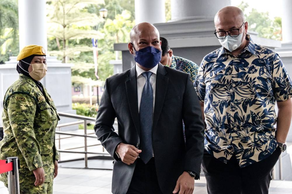 Najib's lawyer mentions SRC trial judge Nazlan in 1MDB audit trial, but