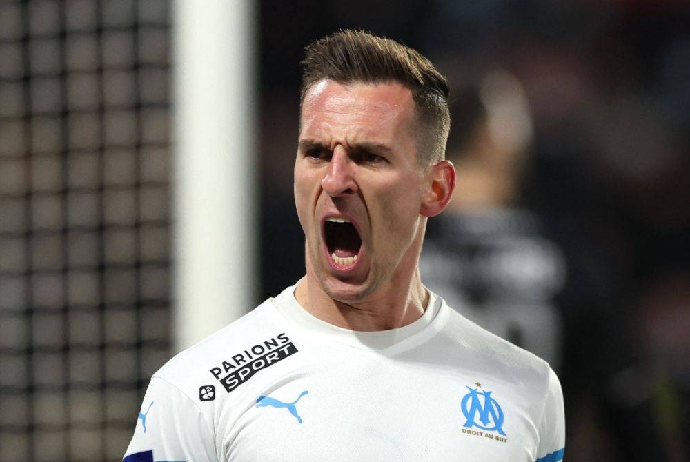 Arkadiusz Milik returns to the Italian Serie A where during his 4-1/2-year spell at Napoli he made more than 120 appearances in all competitions and scored nearly 60 goals. — Reuters pic