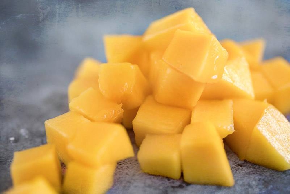 Ripe mangoes are a must to ensure full sweetness.