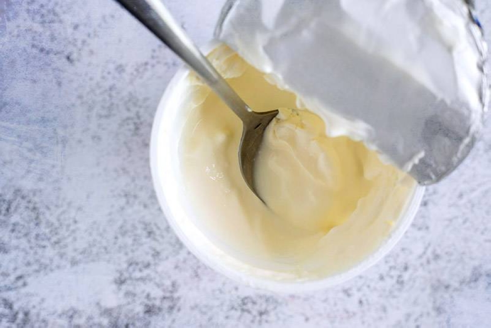 For a creamy finish, a generous dollop of Greek yoghurt does the trick.