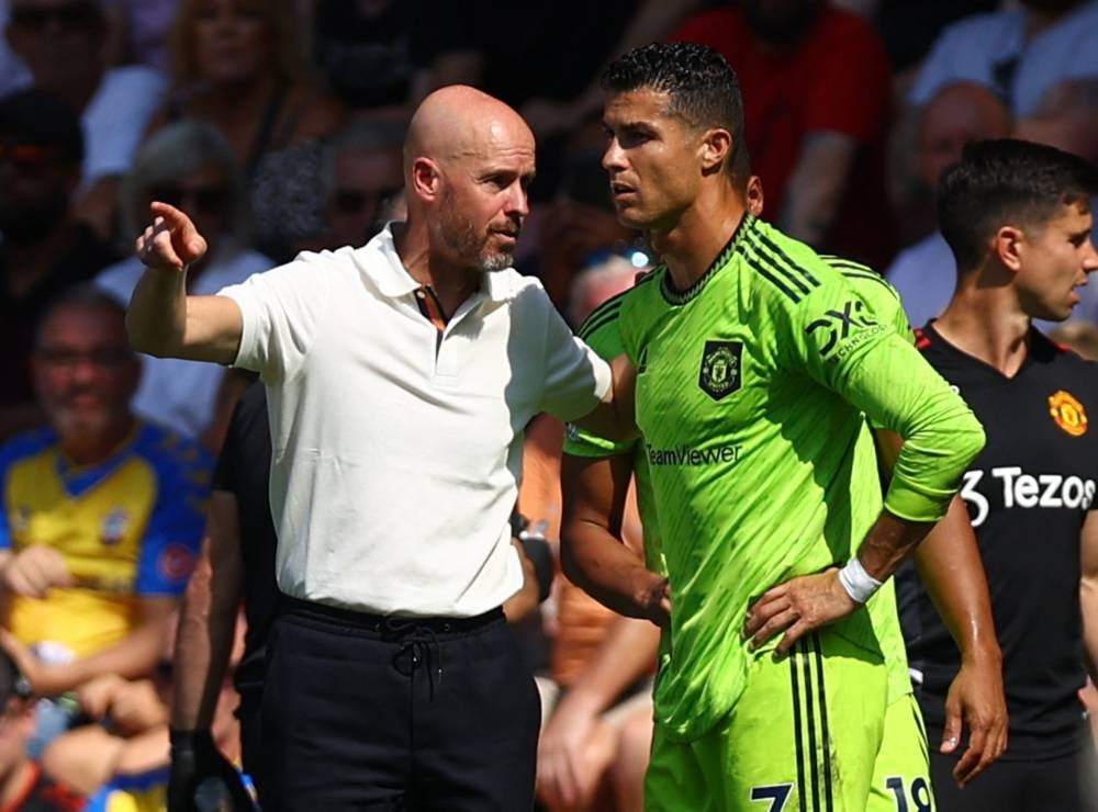 Coach Erik ten Hag has said he wants Ronaldo to stay 