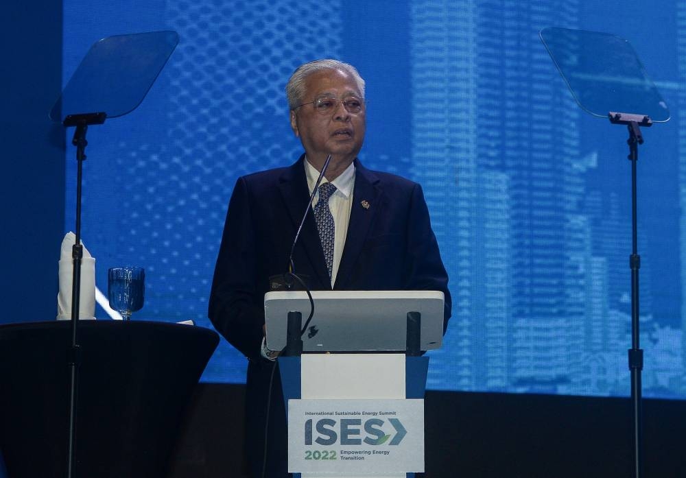 Prime Minister Datuk Seri Ismail Sabri Yaakob delivers a speech at the International Sustainable Energy Summit in Kuala Lumpur August 29, 2022. — Bernama pic