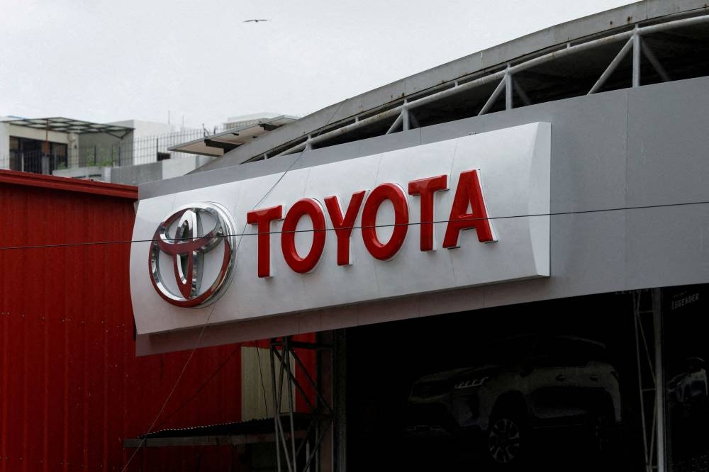 Toyota Motor Corp aims to begin battery production between 2024 and 2026 with an investment intended to augment battery production capacity in both the countries by up to 40 GWh. ― Reuters pic