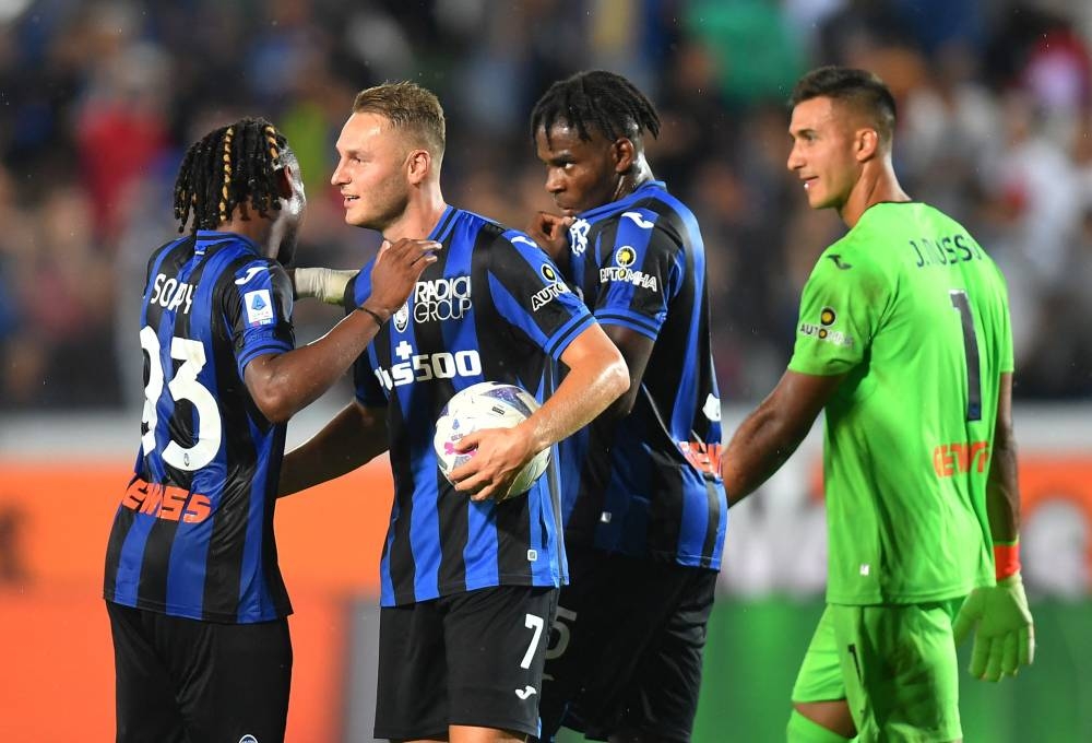 Atalanta's Teun Koopmeiners with the match ball after scoring a hat-trick against Torino at Stadio Atleti Azzurri, Bergamo September 1, 2022. — Reuters pic