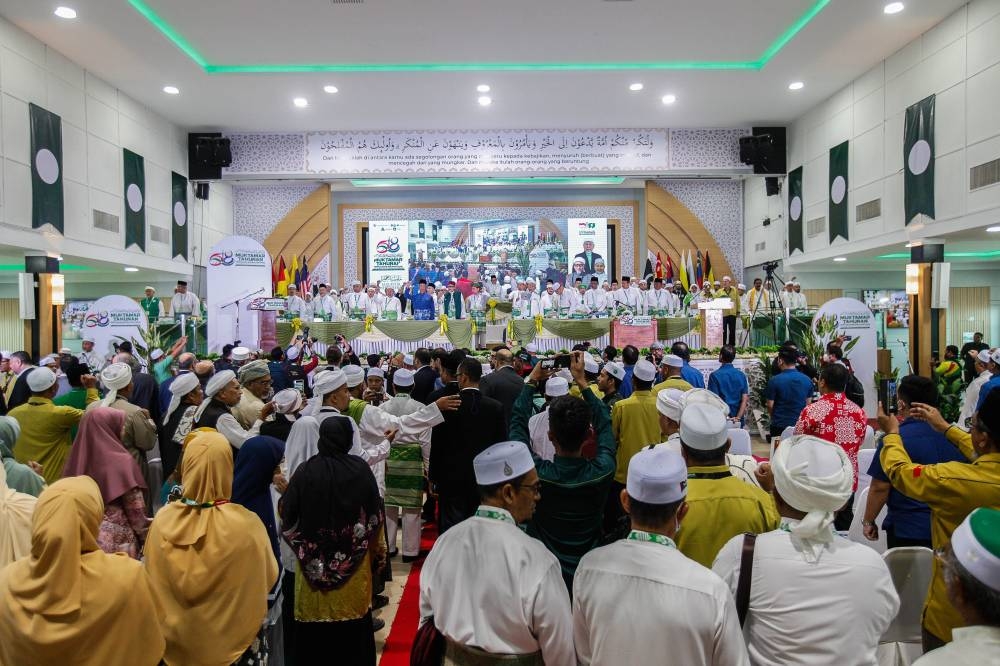 Party members are pictured attending the 68th Annual PAS Congress (Muktamar PAS) at Kedah PAS Complex, Kota Sarang Semut, September 3, 2022. — Picture by Sayuti Zainudin