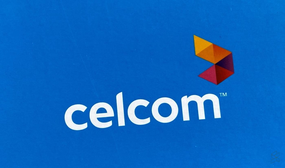 Celcom Axiata Bhd (Celcom) and Allo Technology Sdn Bhd (Allo) have signed a Memorandum of Understanding to explore a partnership for the execution and fulfilment of telco-related services.— SoyaCincau pic