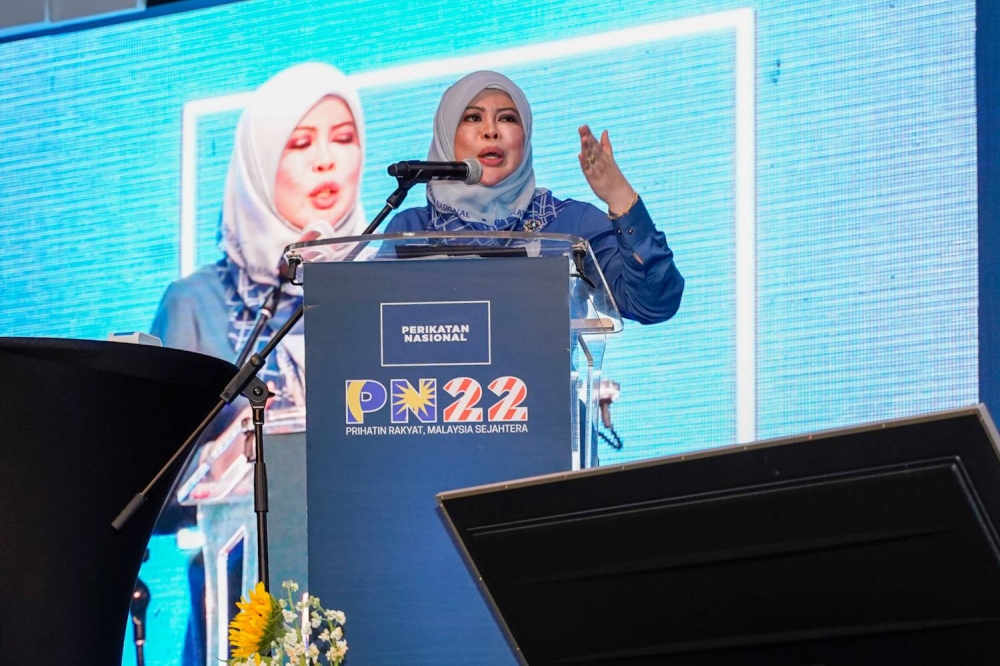 Datuk Seri Rina Mohd Harun speaks during Perikatan National Convention 2022 at Malaysia Agro Exposition Park (MAEPS), Serdang .August 27, 2022. — Picture by Devan Manuel