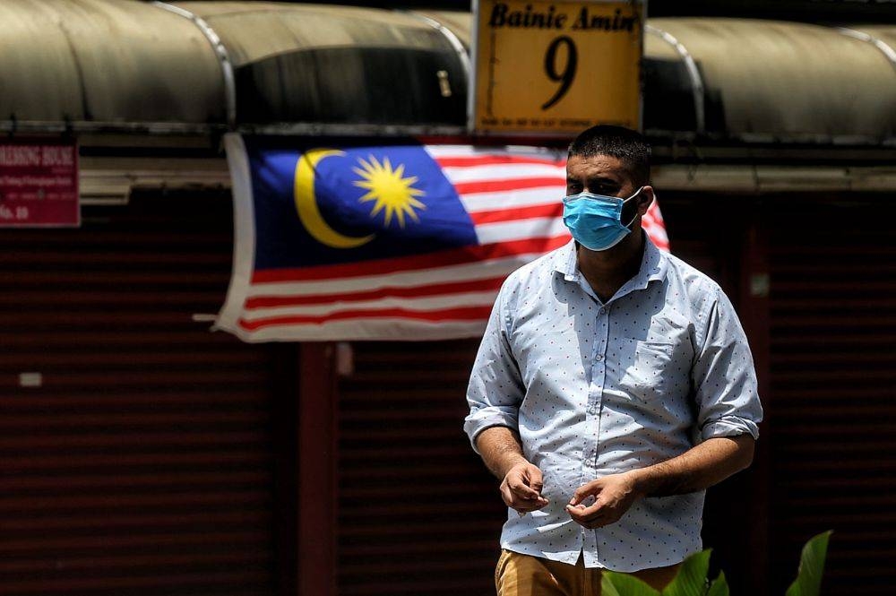 Effective mask use should continue for infection prevention purposes amongst specific populations and in high-risk environments such as infectious disease wards.. — Picture by Ahmad Zamzahuri