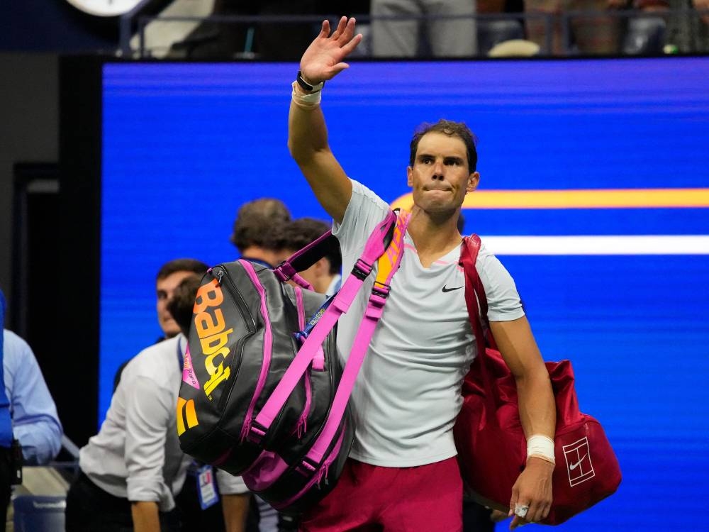 Rafael Nadal waves to the crowd after losing to Frances Tiafoe at the USTA Billie Jean King National Tennis Center September 5, 2022. — Reuters pic