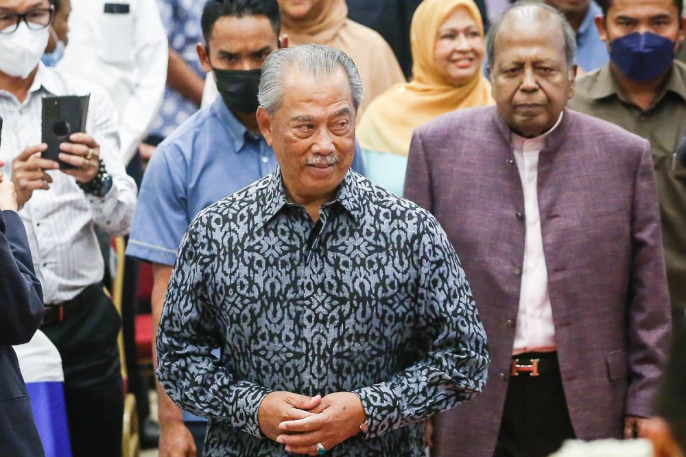 Tan Sri Muhyiddin Yassin attends a book launch at the Sekolah Menengah Kebangsaan (SMK) Vivekananda, Brickfields in Kuala Lumpur, September 7, 2022. — Picture by Yusof Mat Isa