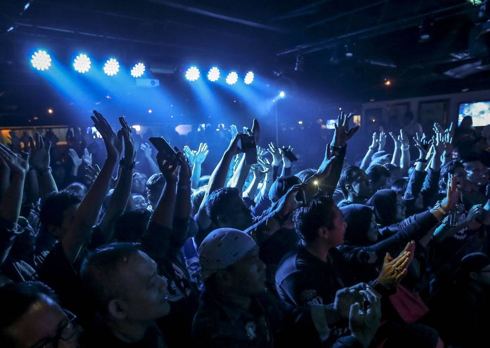 Report: New guidelines, SOPS for concerts in Malaysia with