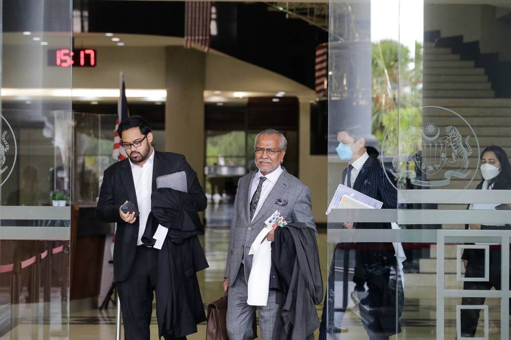 Lawyer Tan Sri Muhammad Shafee Abdullah at the Kuala Lumpur Court Complex, September 14, 2022. — Picture Bby Sayuti Zainudin