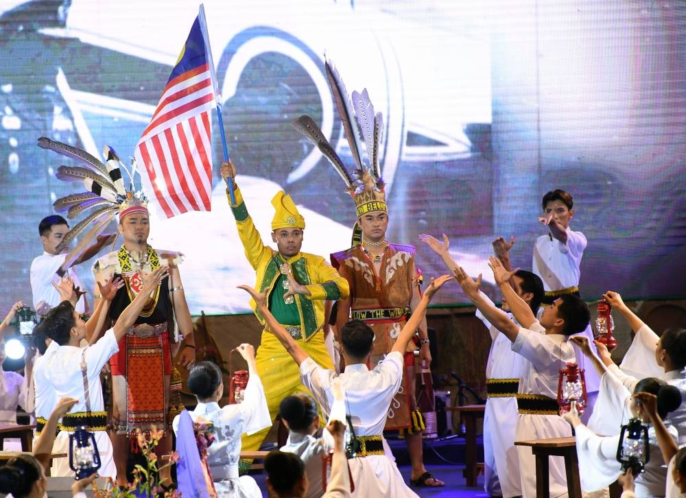 Performances at the Malaysia Day celebration at the Independence Declaration Memorial Square in A’Famosa Banda Hilir, September 16, 2022. — Bernama pic