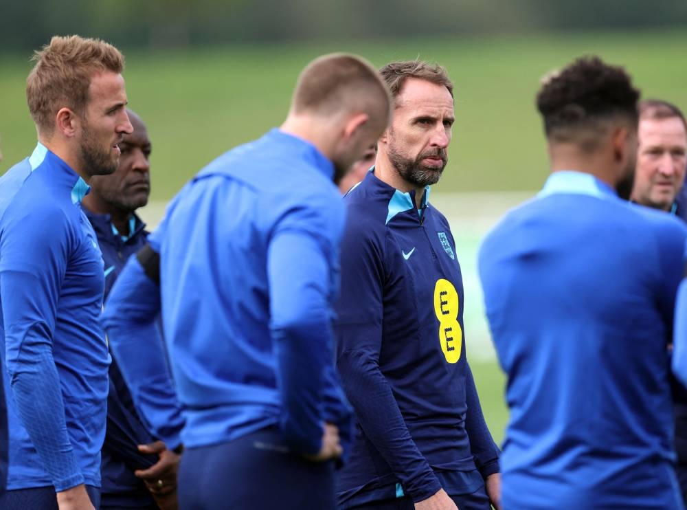 England manager Gareth Southgate speaks to players during training at St George’s Park, Burton upon Trent, Britain, September 20, 2022. — Action Images pic via Reuters