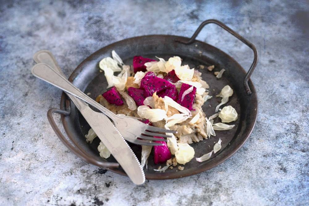 Tapestry of tastes and textures: How to perk up red dragon fruit with 'cookies & cream' - Vimarsana News
