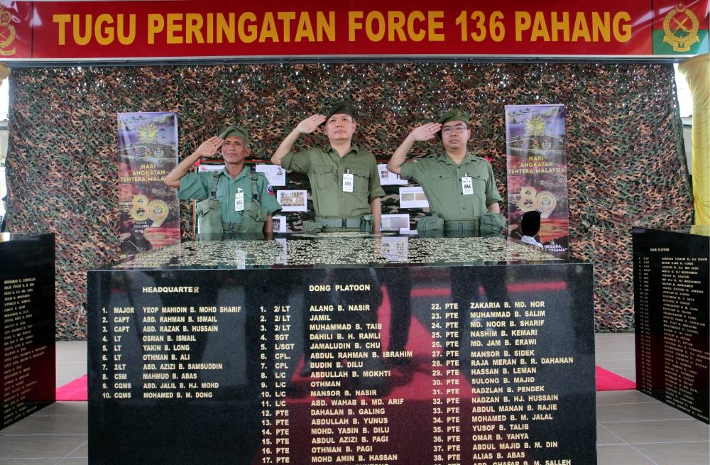 Members of the Heroes Fans Association wearing Force 136 uniforms at the Pahang Force 136 Memorial Inauguration ceremony which was officiated by Pahang Regent Tengku Hassanal Ibrahim Alam Shah Al-Sultan Abdullah at Camp Puncak Mas of the Third Battalion of the 505 Territorial Soldier Regiment, September 23, 2022. — Bernama pic