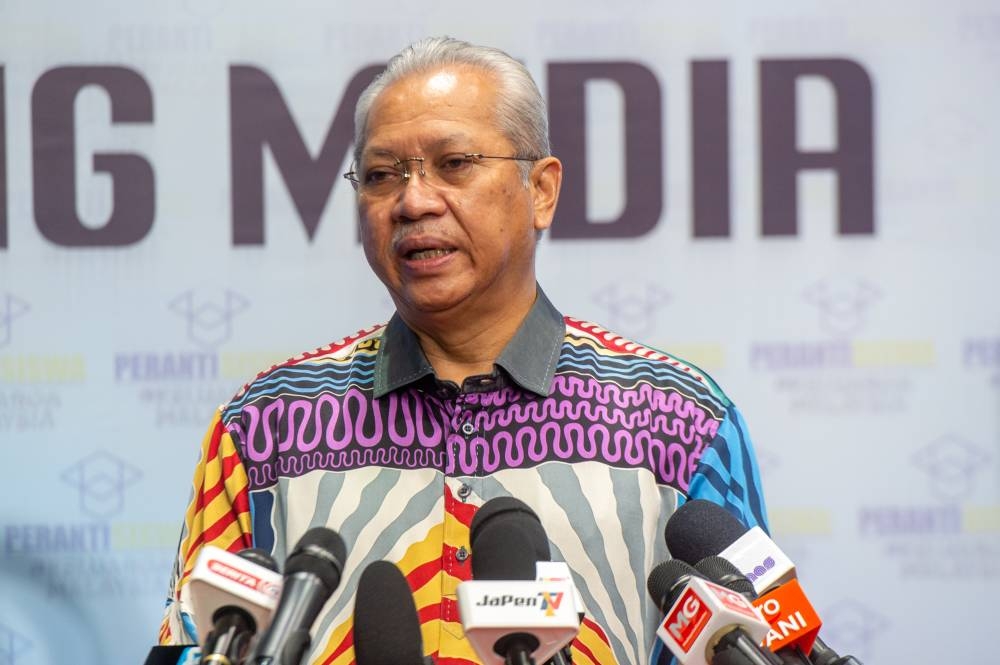 Communications and Multimedia Minister Tan Sri Annuar Musa speaks to the media during a press conference on the soft launch of PerantiSiswa in Cyberjaya, April 14, 2022. — Picture by Shafwan Zaidon