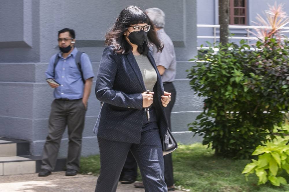 Witness 1MDB trial, AmBank Manager Jalan Raja Chulan Branch, R Uma Devi leaving Kuala Lumpur High Court September 12, 2022. — Picture by Hari Anggara