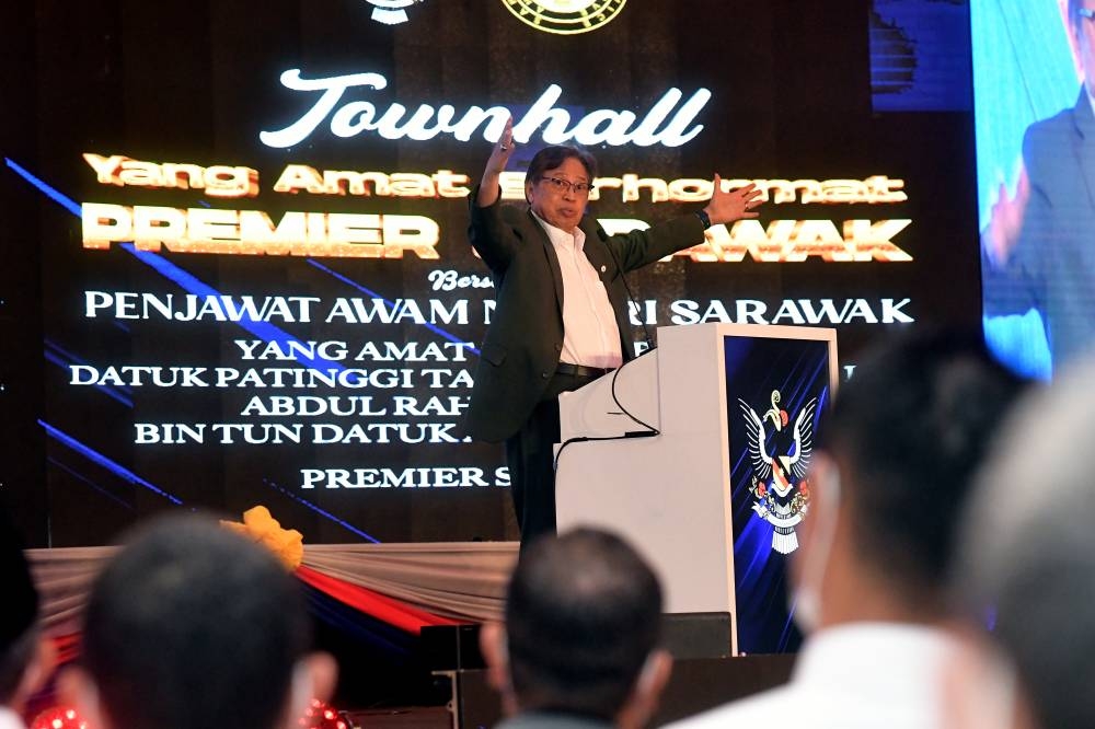 Sarawak Premier Tan Sri Abang Johari Openg speaks at the town hall session with state civil servants in Kuching, September 28, 2022. — Bernama pic 