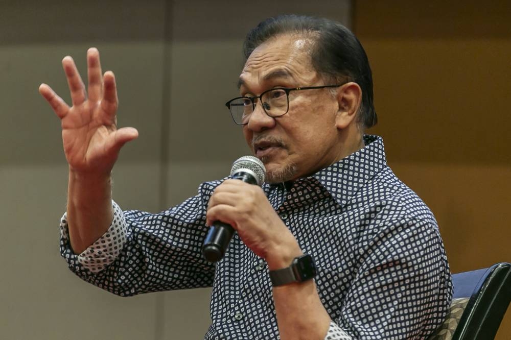 Opposition Leader Datuk Seri Anwar Ibrahim said that he wants to choose such areas to send a message to those who absconded when the then 22-month old Pakatan Harapan (PH) administration collapsed. ― Picture by Hari Anggara