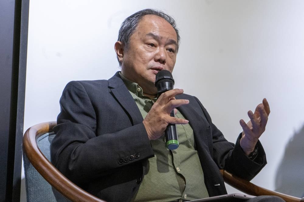 Bersih chairman Thomas Fann said the nearly two million Malaysians abroad will play a key role in the upcoming elections which could happen at any time. ― Picture by Shafwan Zaidon