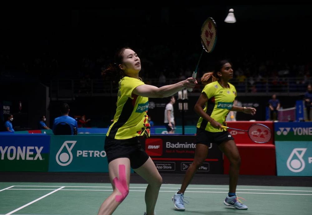 Doubles coaching director Rexy Mainaky says national women’s pair Pearly Tan-M. Thinaah seems to be on the same par or able to challenge other pairs in the top 10 positions. ― Bernama pic