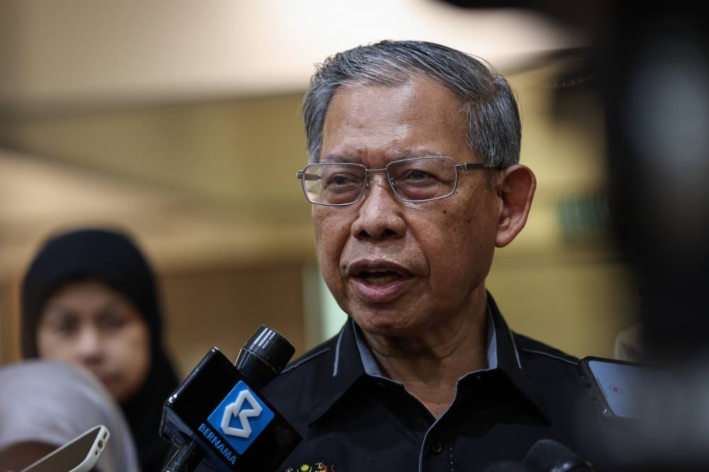 Minister in the Prime Minister’s Department (Economy) Datuk Seri Mustapa Mohamed said Phase two of the Keluarga Malaysia (Malaysian Family) hardcore poverty eradication programme (BMTKM) will begin in the middle of October. — Bernama pic